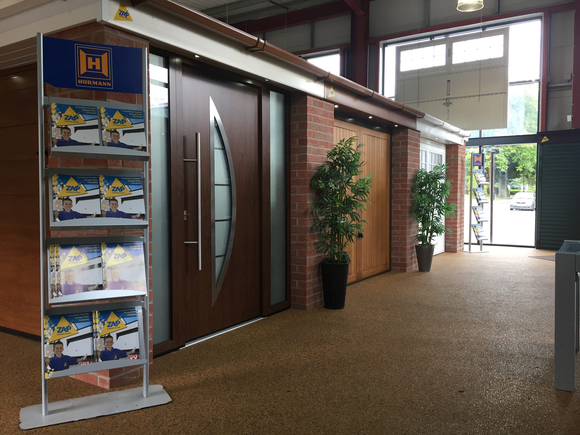 Garage Doors Sheffield Visit Our Showroom Zap Garage Doors