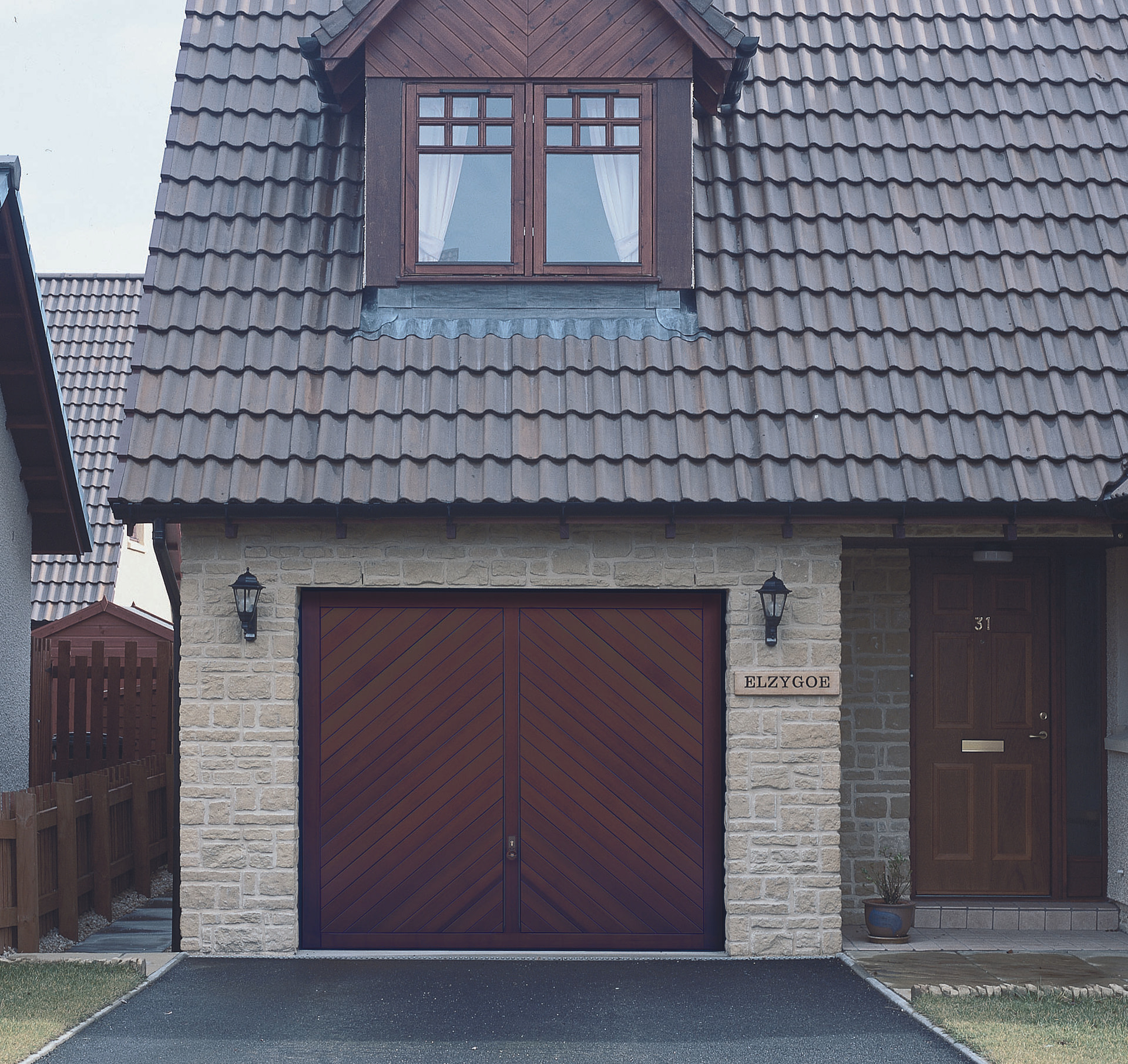 Wooden Garage Doors Sheffield, Doncaster, Yorkshire | Zap Garage Doors